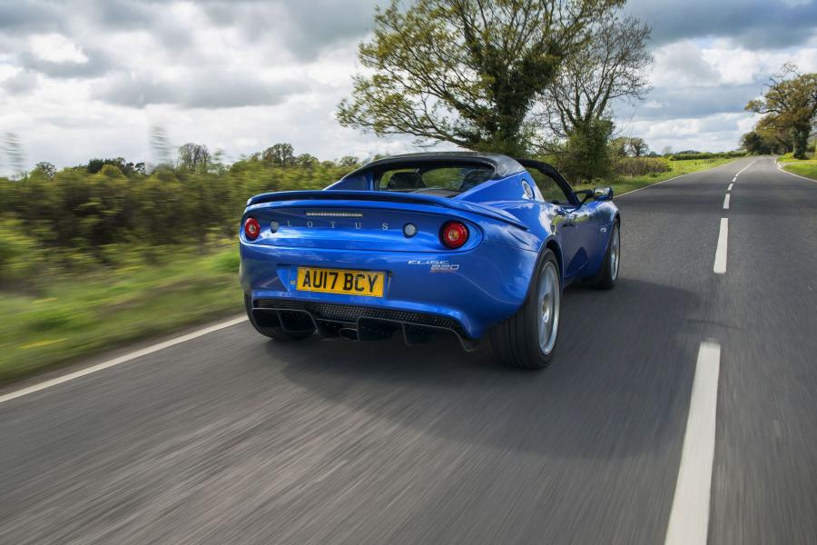  Lotus Elise Sport 220 2015 года  (UK) (фото 2 из 3)